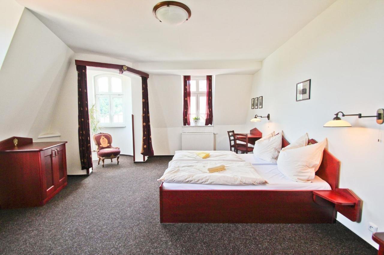 Hotel Císař Ferdinand Loket Habitación foto