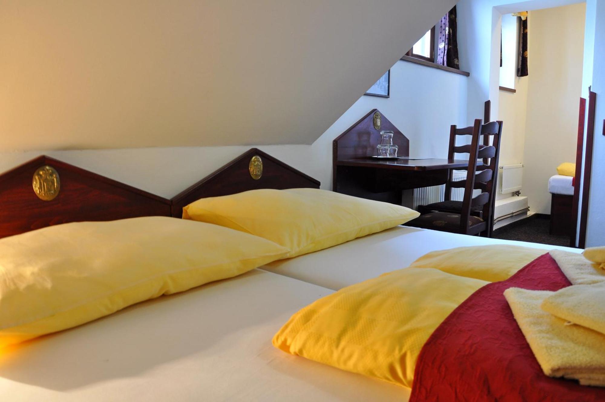 Hotel Císař Ferdinand Loket Habitación foto