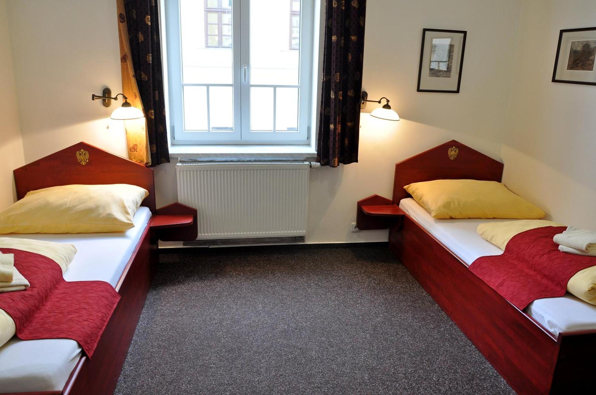 Hotel Císař Ferdinand Loket Habitación foto
